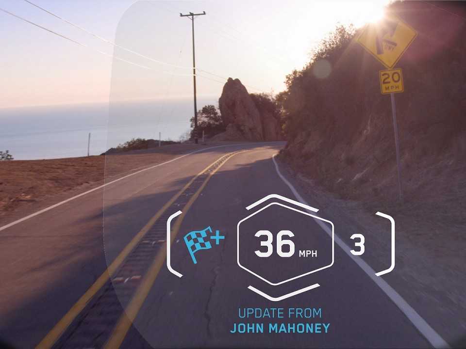 Capacete com head-up display da BMW